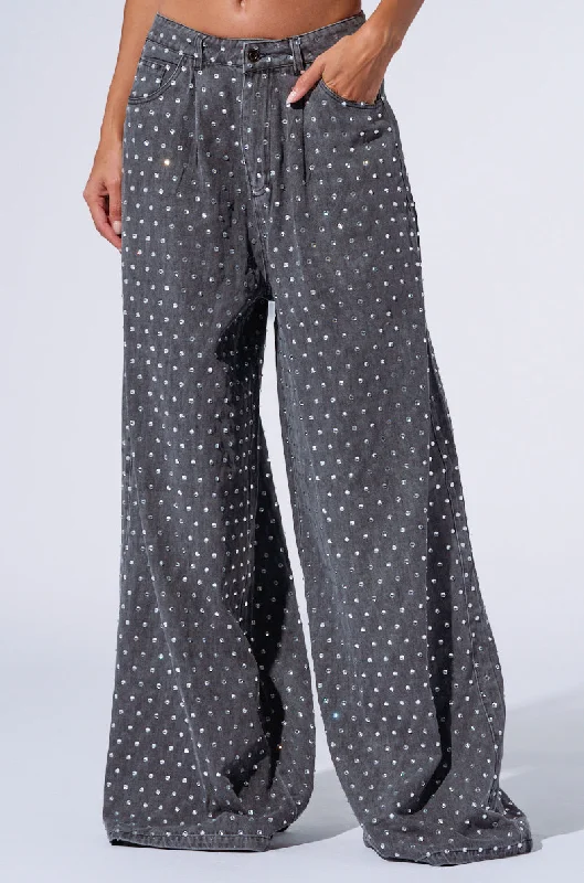 Classic Khaki Pants for Versatile Looks-DAZZLED RHINESTONE STUDDED DENIM PANTS IN BLACK