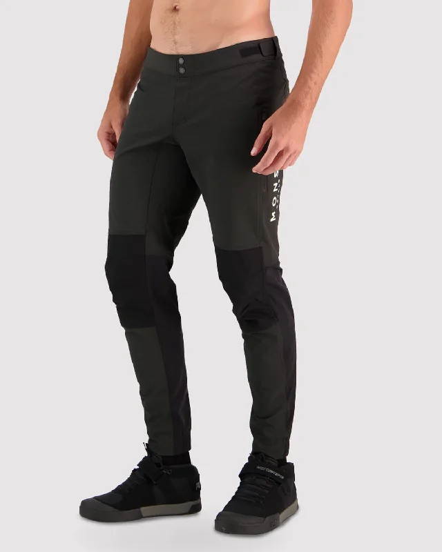 Stylish Skater Pants for Street Fashion-Momentum Bike Pants - Black