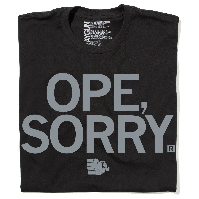 T-Shirt with Fun Illustrations for Creative Style-Ope Sorry Midwest