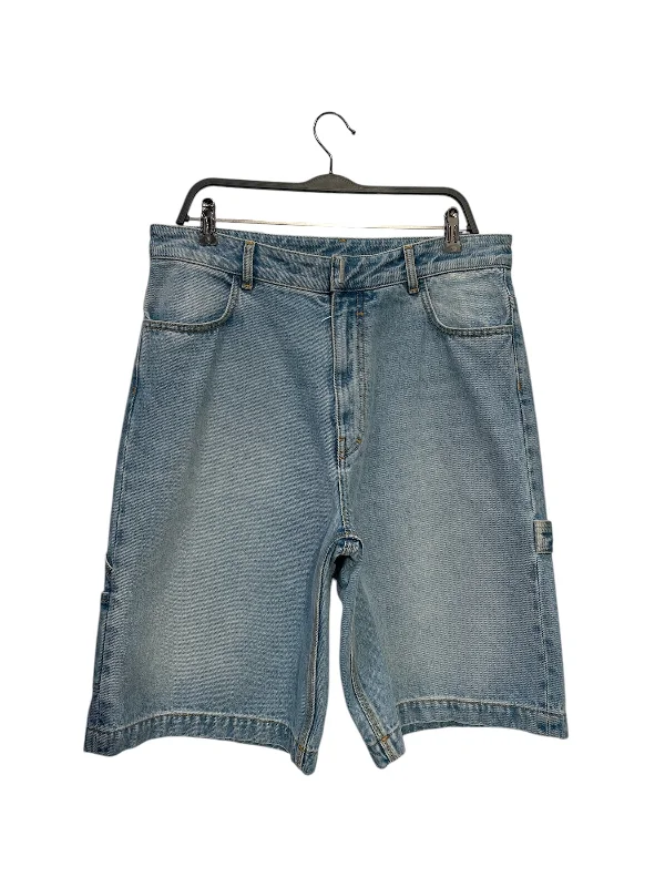 Stylish Shorts for Beach and Poolside Wear-GIVENCHY/Shorts/31/Denim/BLU/carpenter shorts